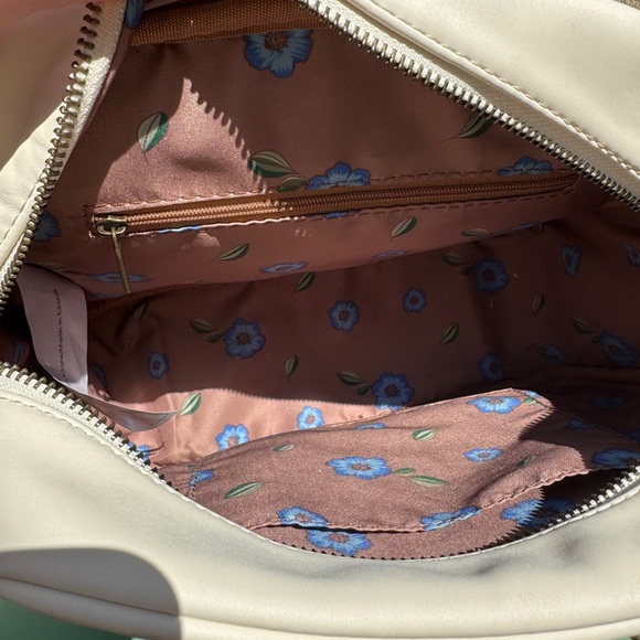 Loungefly Disney Fox and Hound Floral Crossbody Bag - Picture 3 of 6